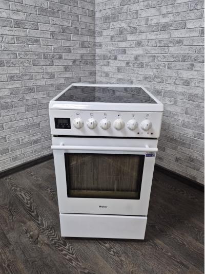 Плита электрическая Haier HCC56F02W